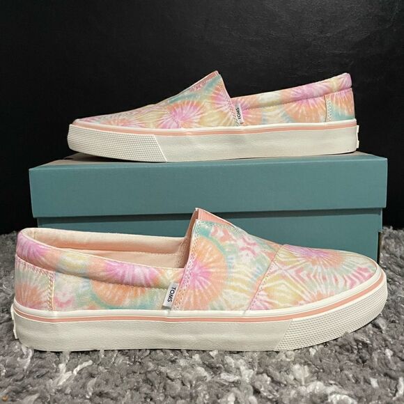 NIB TOMS Fenix Slip-Ons  - Picture 1 of 10